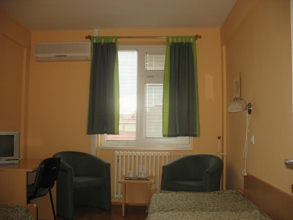 Guest House Regionalni Centar Nis Room photo